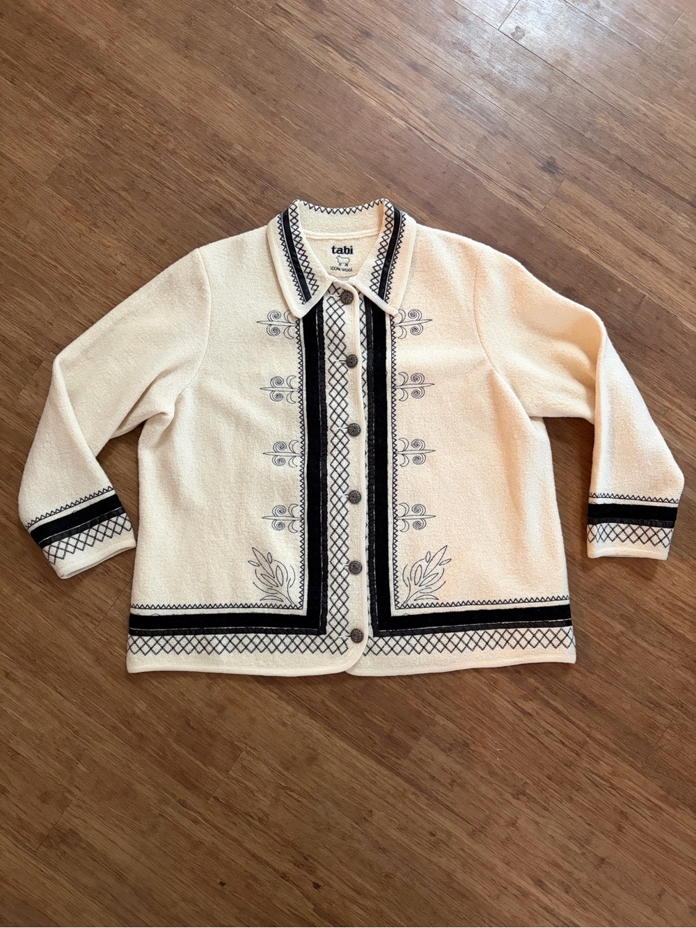 Vintage Tabi 100% Wool Embroidered Cardigan Jacket Cream Black Folk Tyrolean XL